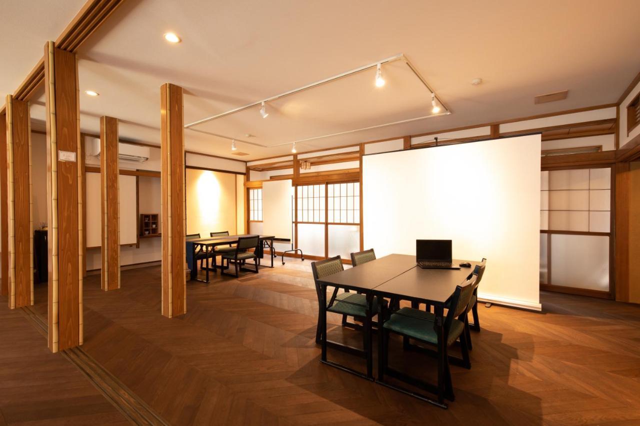 Tsukasaya Ryokan Tsuruoka Exteriör bild