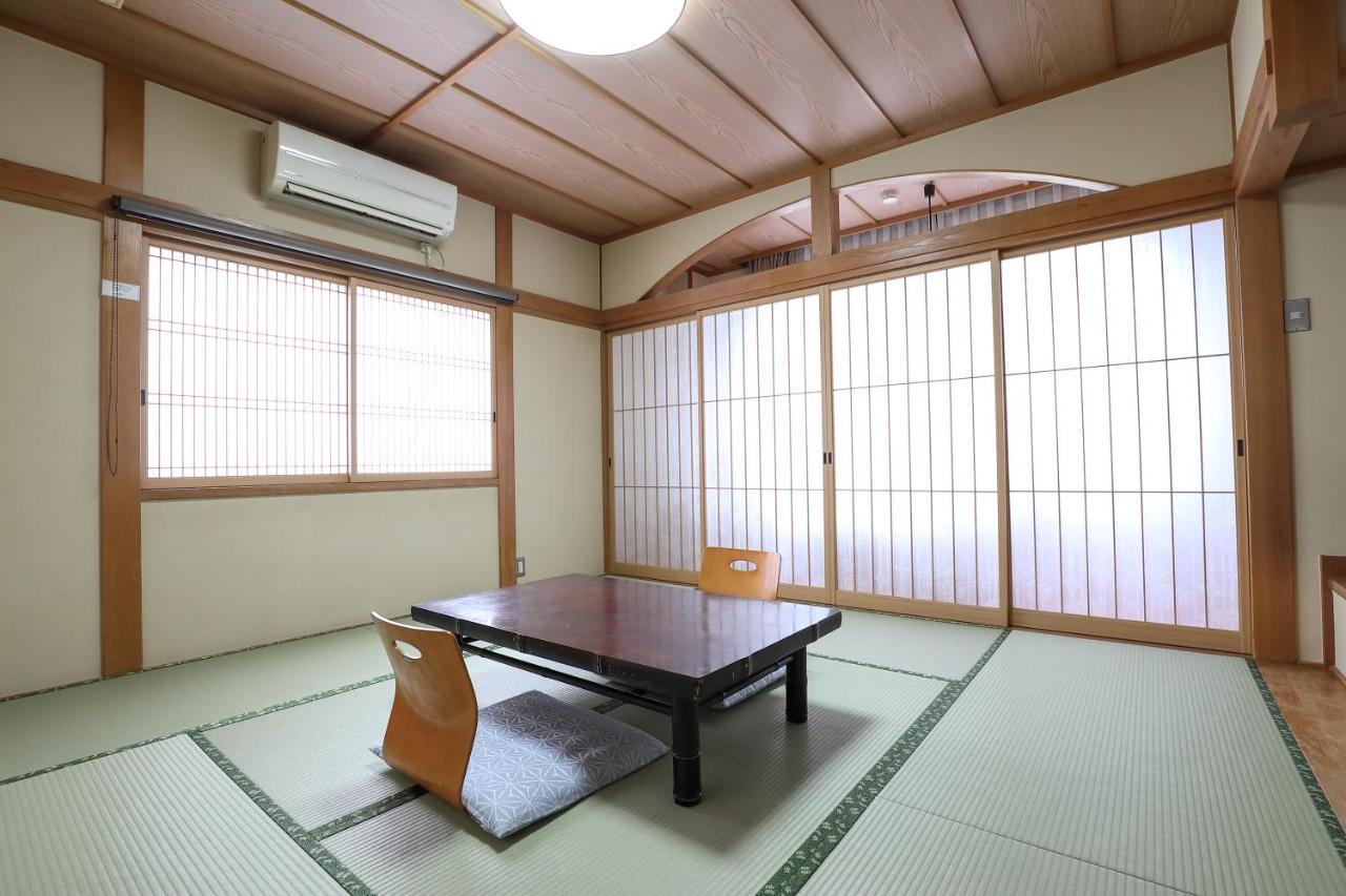 Tsukasaya Ryokan Tsuruoka Exteriör bild